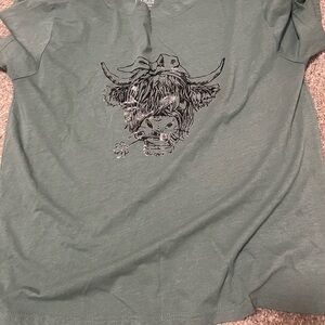 SHEIN Olive Green Casual Tee